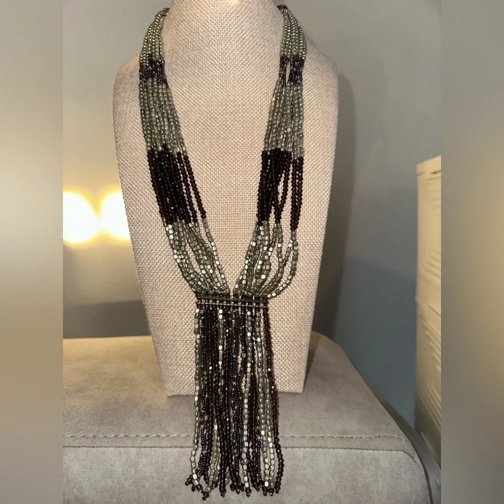 Purple Potay beaded tassel necklace by Himalayan Gems - Picture 4 of 13